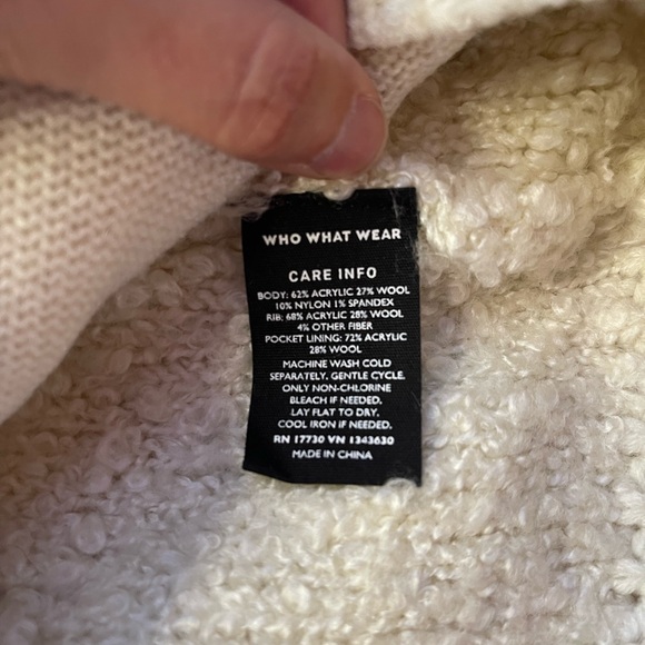 Who What Wear women’s sweater - Picture 2 of 5